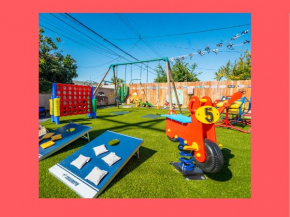 Safari Adventure: Arcade, Golf, Playground, Cars & More!